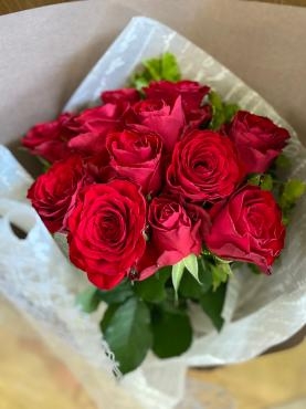 お誕生日のお祝い　赤バラ　花束｜「彩季舎」　（群馬県高崎市の花キューピット加盟店 花屋）のブログ