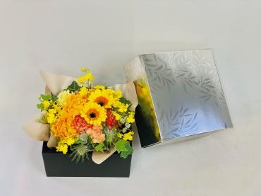 お誕生祝い　BOXフラワー｜「彩季舎」　（群馬県高崎市の花キューピット加盟店 花屋）のブログ