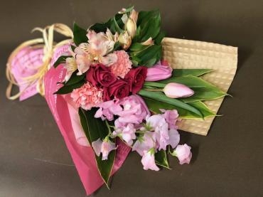 バレンタインは花贈り｜「彩季舎」　（群馬県高崎市の花キューピット加盟店 花屋）のブログ