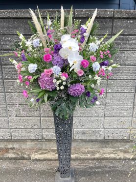 お誕生祝いのスタンド花｜「彩季舎」　（群馬県高崎市の花キューピット加盟店 花屋）のブログ