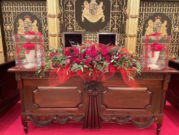 赤が基調の会場装花｜「彩季舎」　（群馬県高崎市の花キューピット加盟店 花屋）のブログ