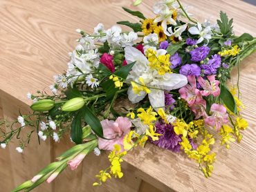 洋風お供え花束｜「彩季舎」　（群馬県高崎市の花キューピット加盟店 花屋）のブログ