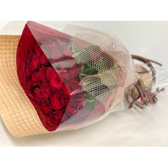 プロポーズ　21本の赤バラの花束